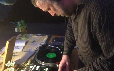 Tony Whitehead ( Radio Warlbers )